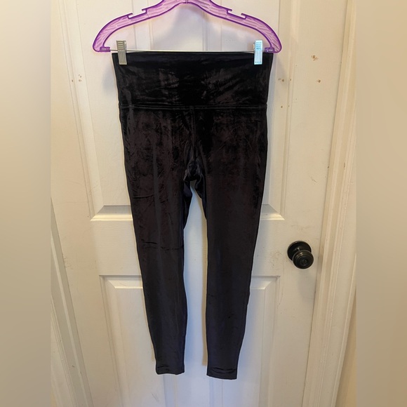 🍋 LIKE NEW Lululemon Wunder Lounge Black High-Rise Tight 28